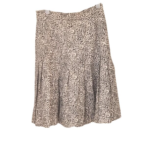 Linda Allard Ellen Tracy 100% Silk Pleated Skirt. Size 2P. - Picture 3 of 6